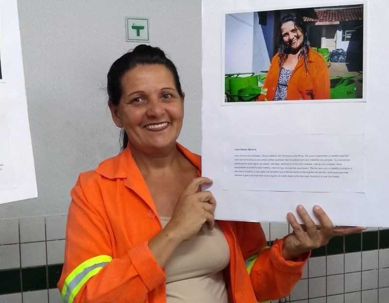 Cléia Batista Moreira viaja 70 quilômetros todos os para chegar ao trabalho (Foto: Reprodução)