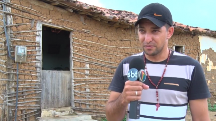 Dona Francisca só tem o Anderson para cuidar dela. Reprodução/TV Jornal Interior